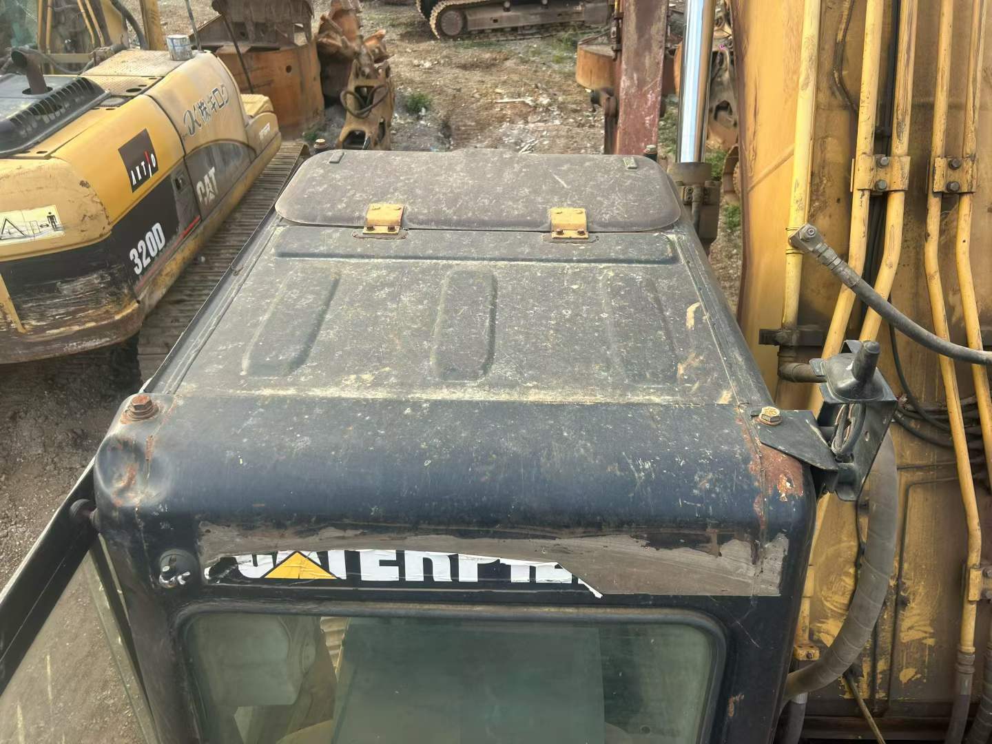 Buy Caterpillar 324D Used Excavator / 8