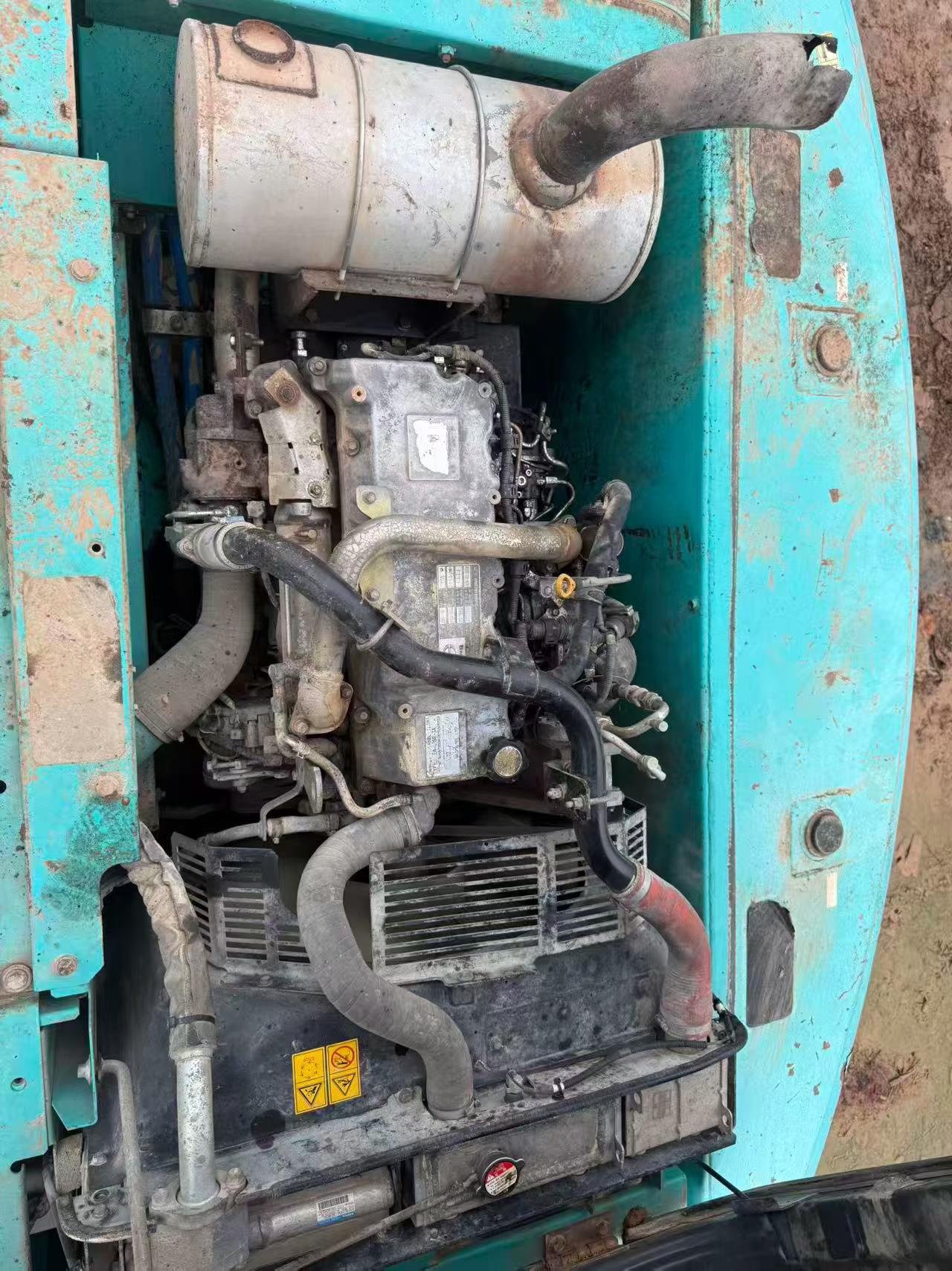 Buy Kobelco SK200-8 Used Excavator / 4