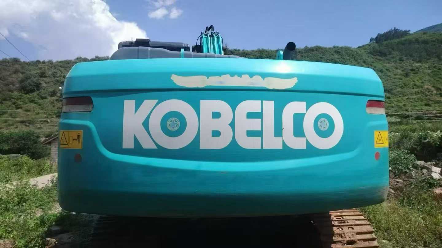 Buy Kobelco SK200-10 Used Excavator / 2