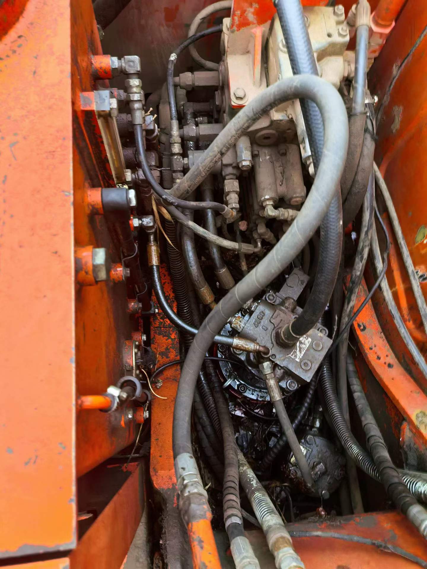 Buy Doosan DH80 Used Excavator / 3