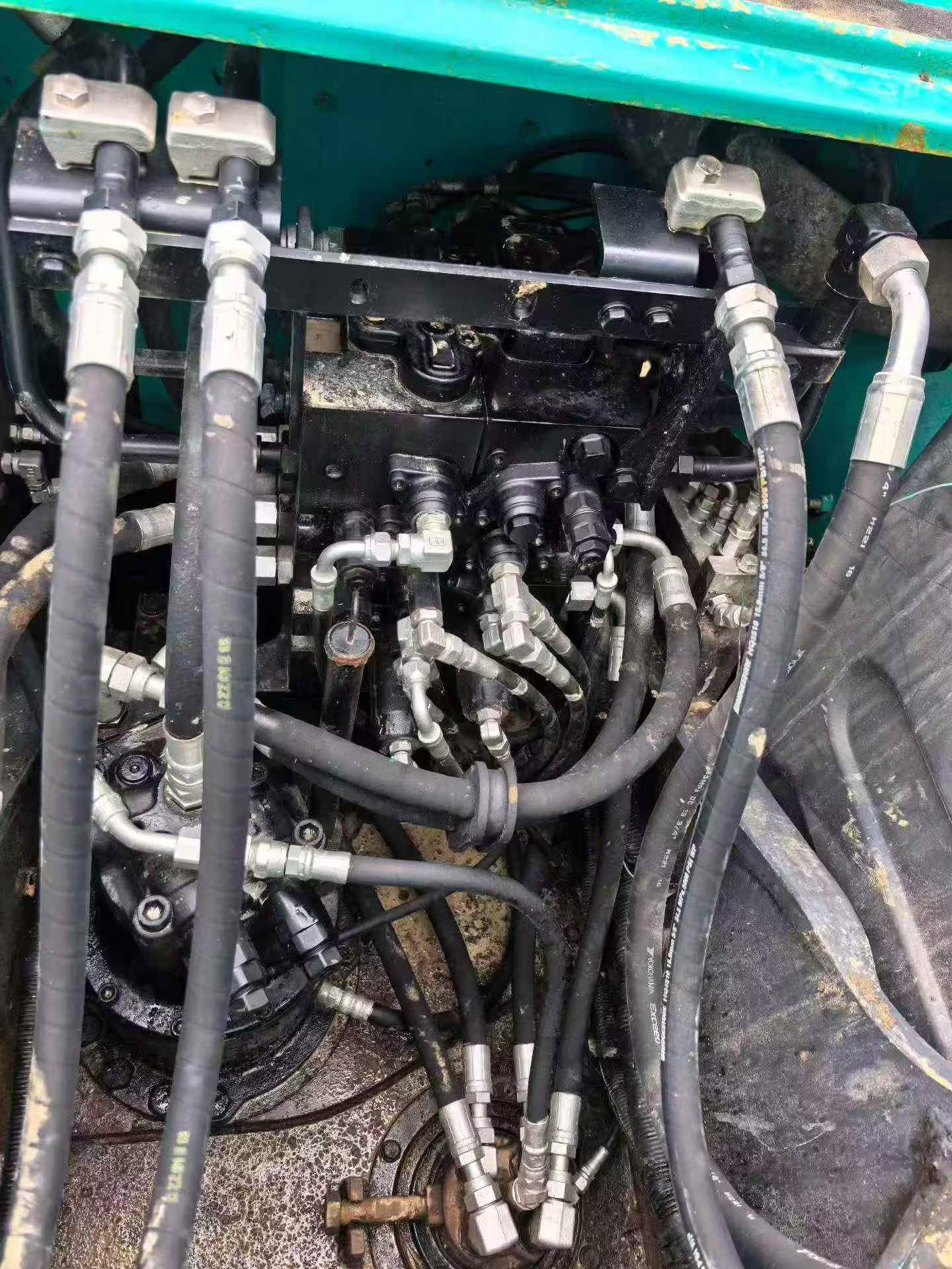 Buy Kobelco SK130 Used Excavator / 3