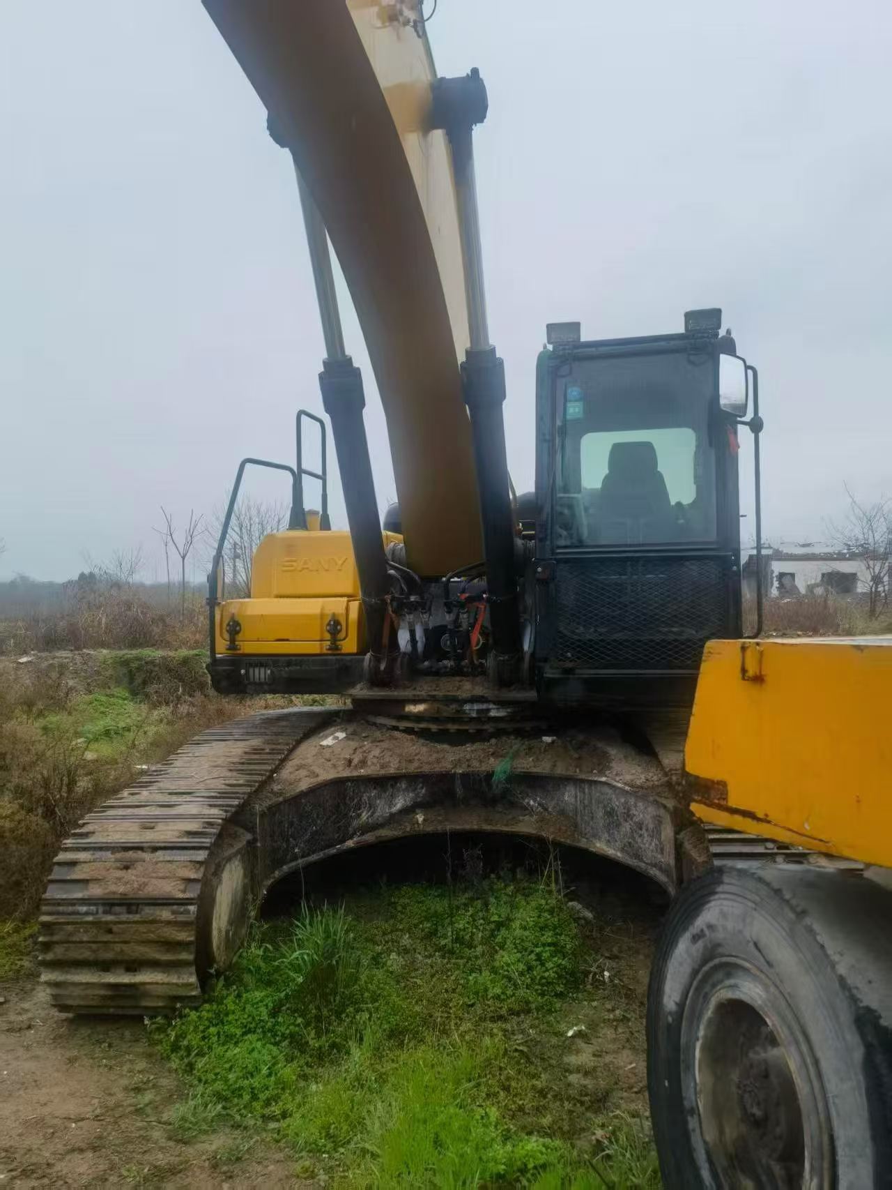 Buy Sany SY265C Used Excavator / 4