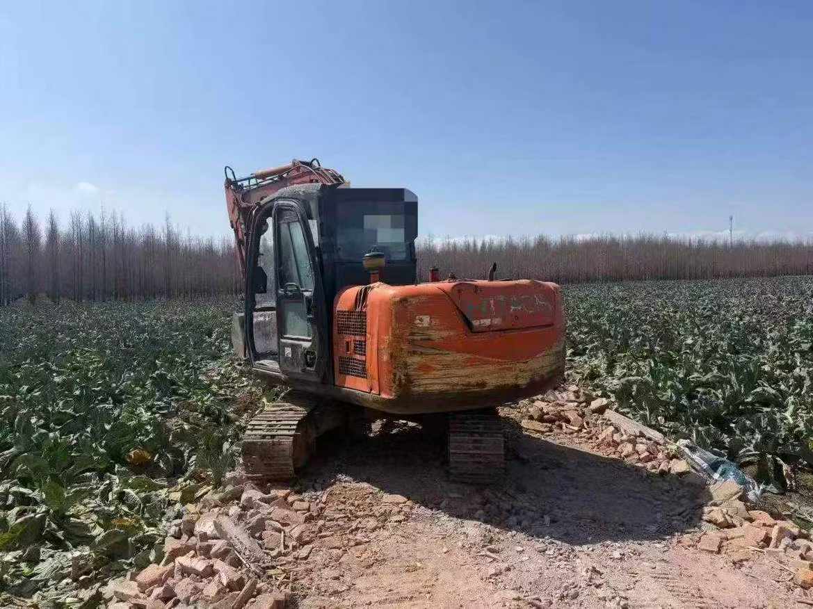 Buy Hitachi EX60-5 Used Excavator / 4