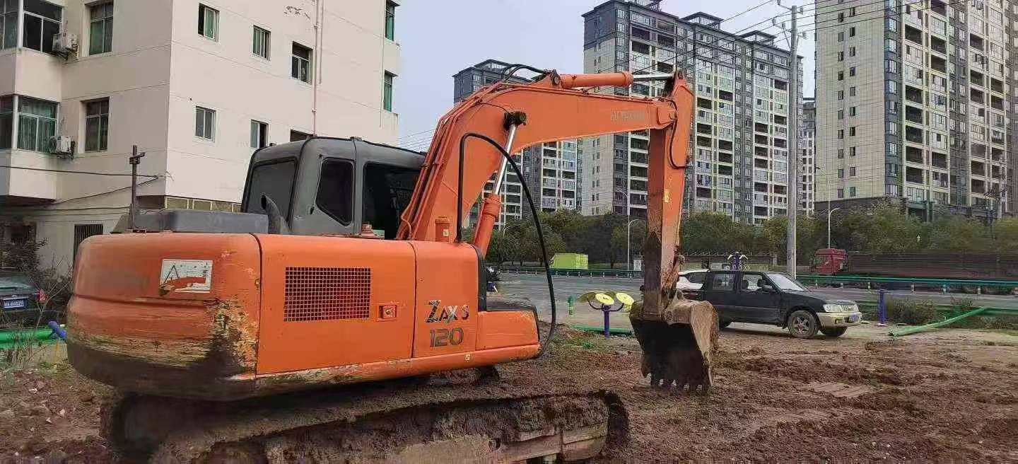 Buy Hitachi EX120 Used Excavator / 4