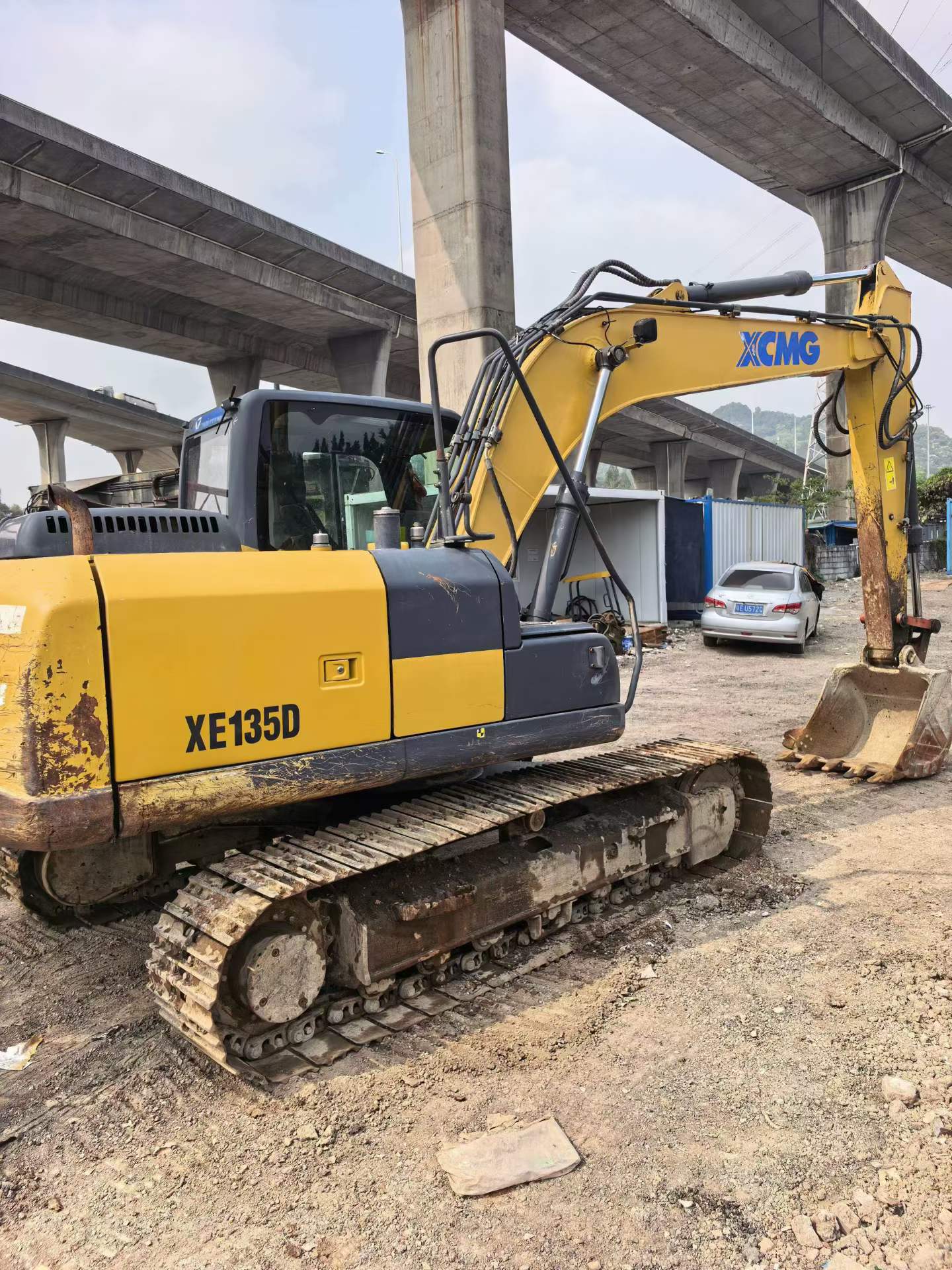 Buy XCMG XE135B Used Excavator / 3
