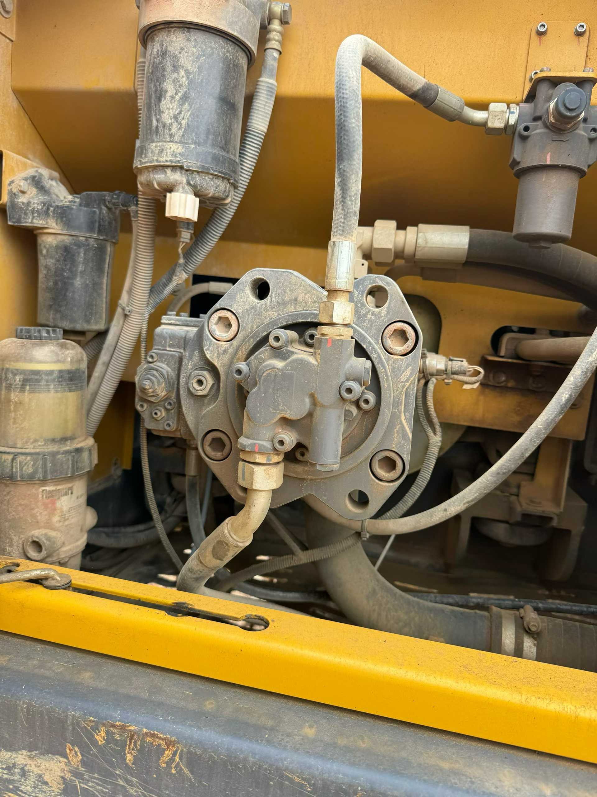 Buy XCMG XE200 Used Excavator / 4