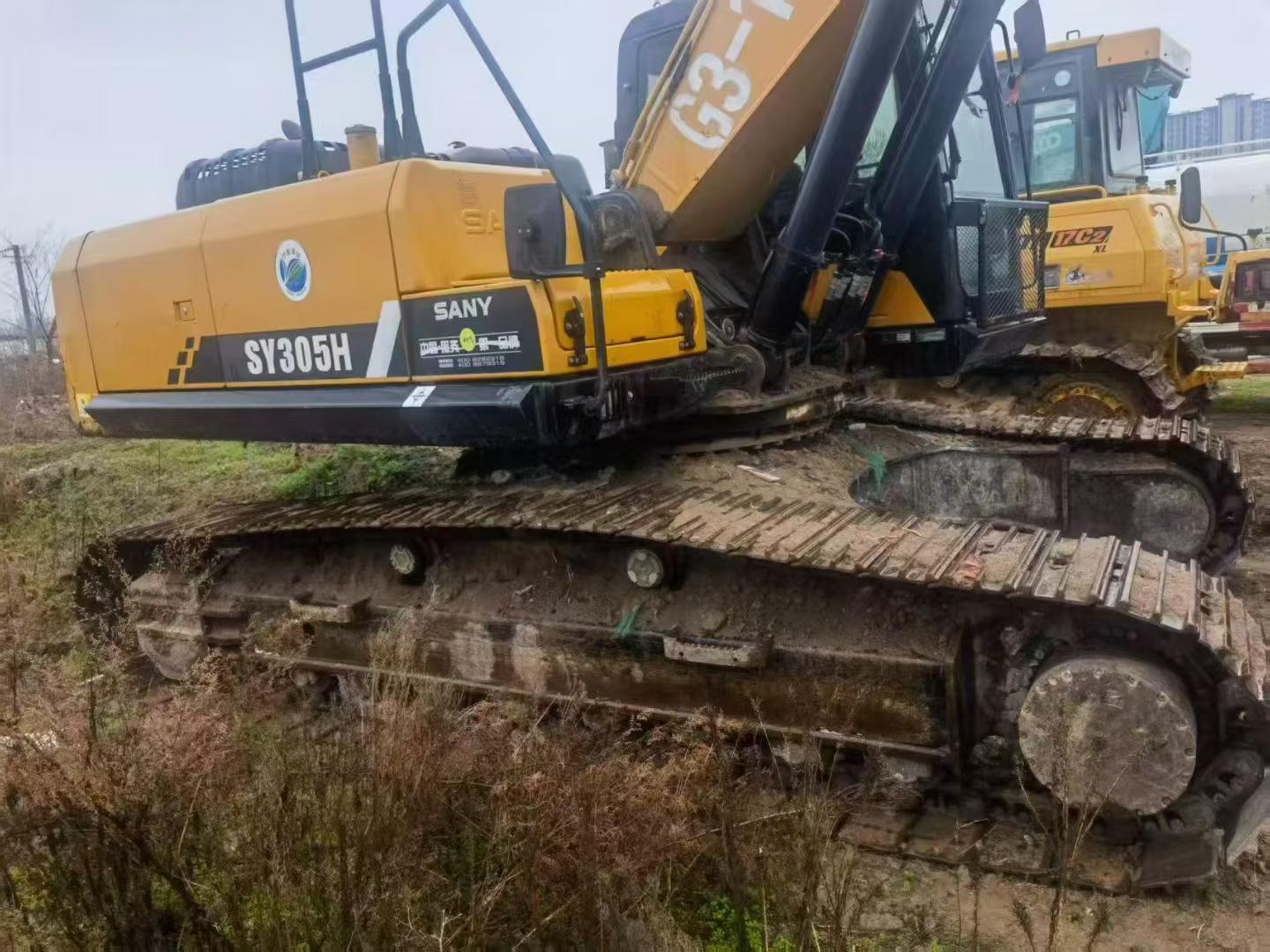 Buy Sany SY265C Used Excavator / 3