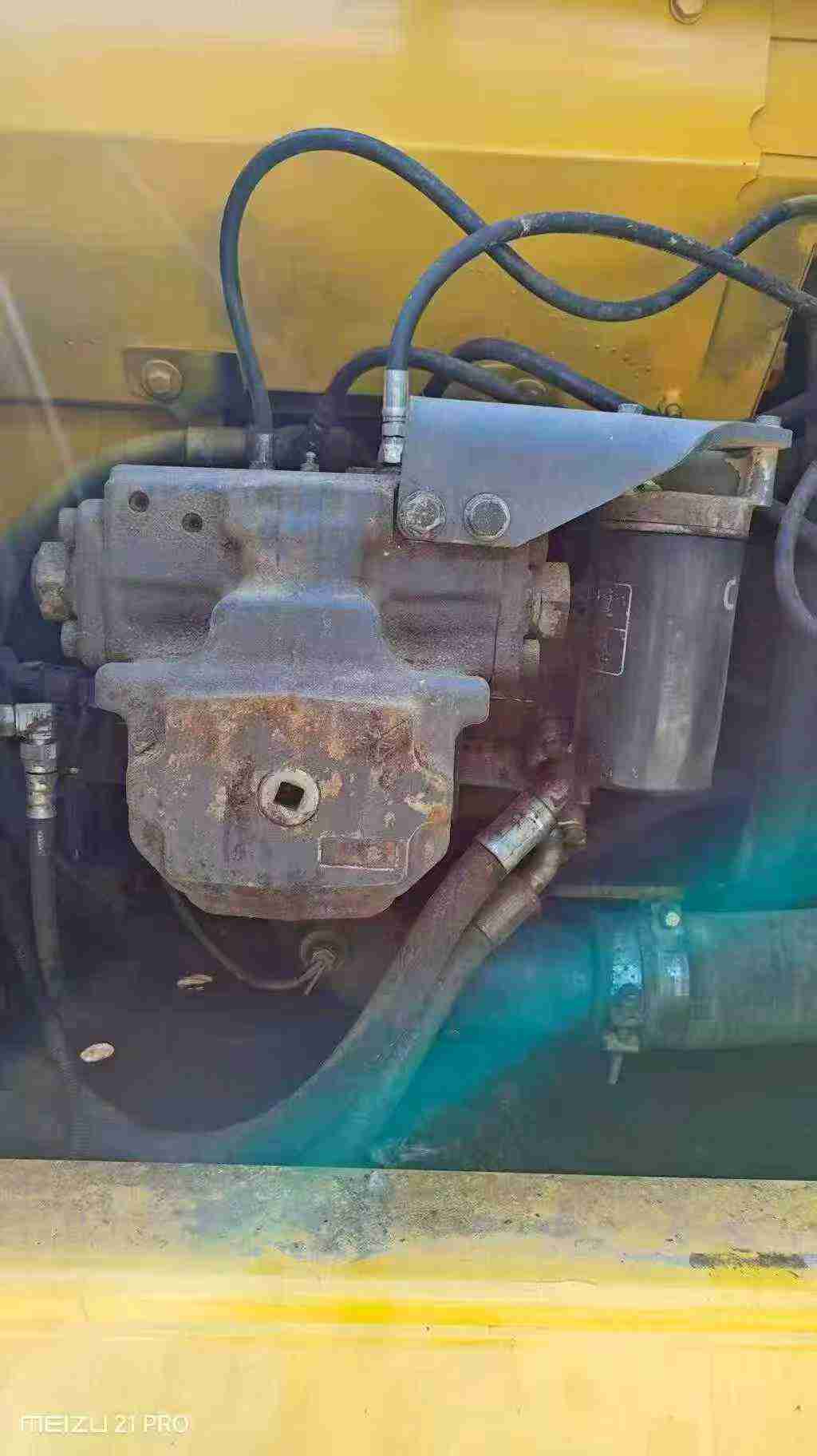 Buy Komatsu PC210LC-8 Used Excavator / 2