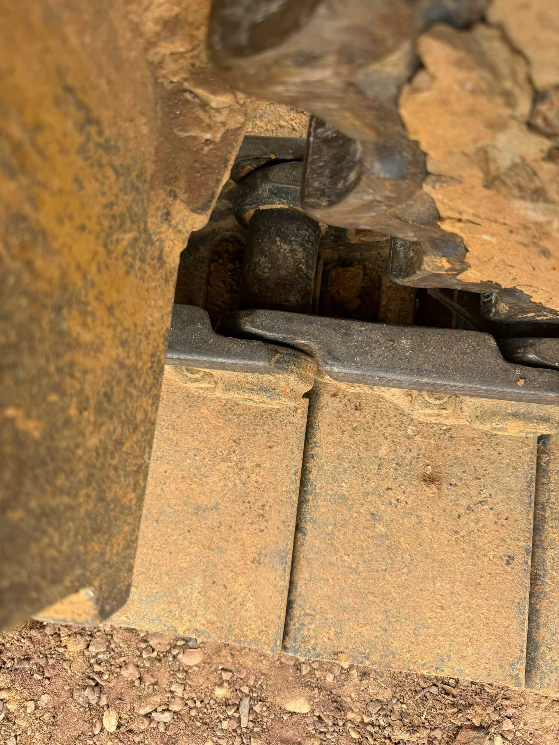 Buy XCMG XE200 Used Excavator / 5