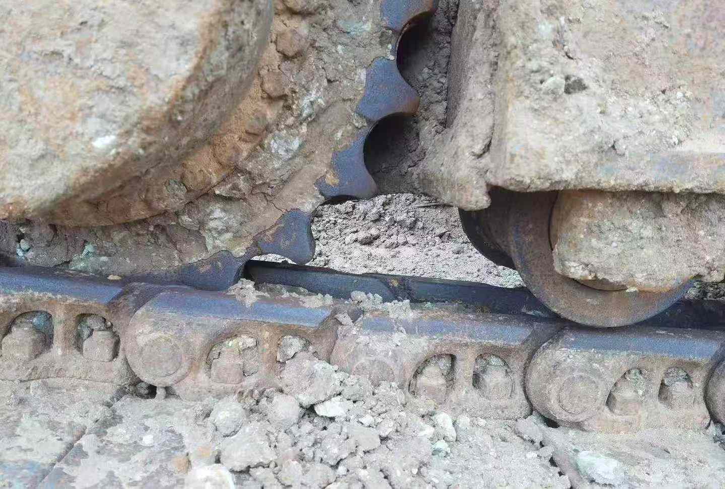 Buy Hitachi EX350 Used Excavator / 3