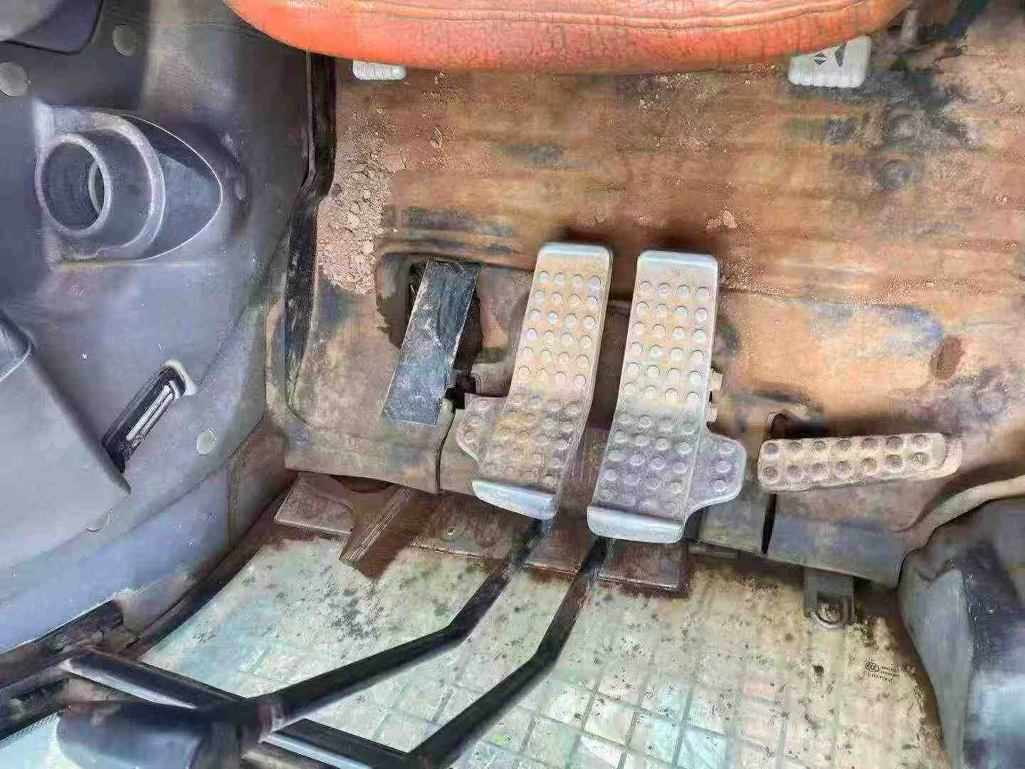 Buy Hitachi EX130 Used Excavator / 2