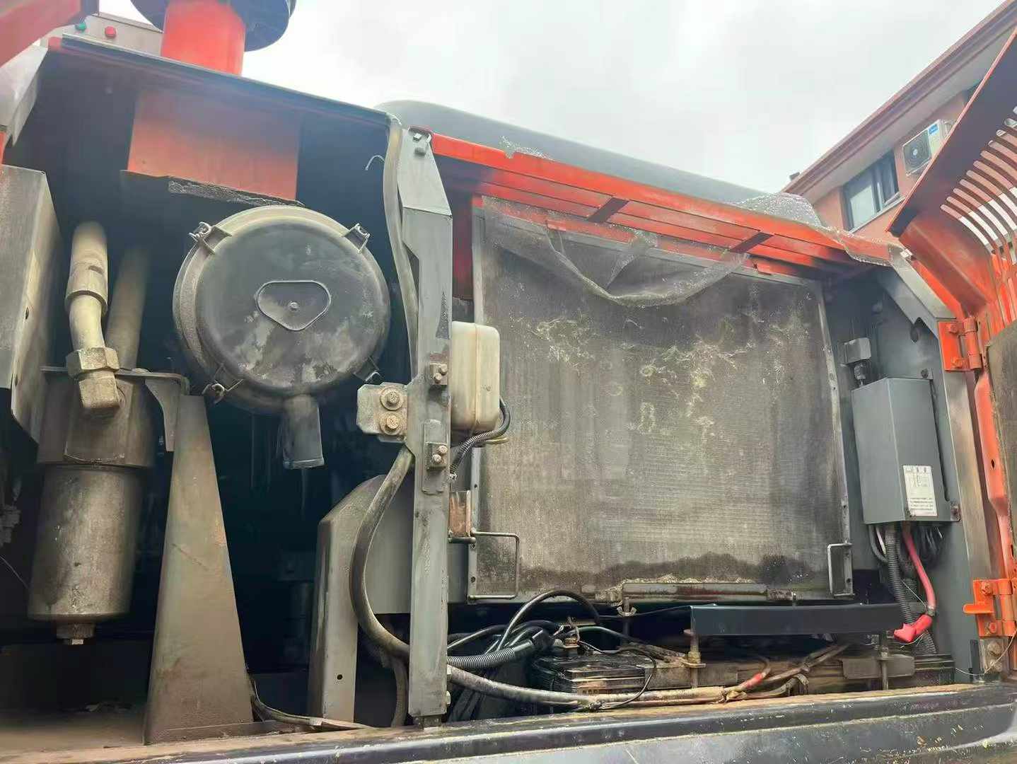 Buy Hitachi EX210-5 Used Excavator / 4