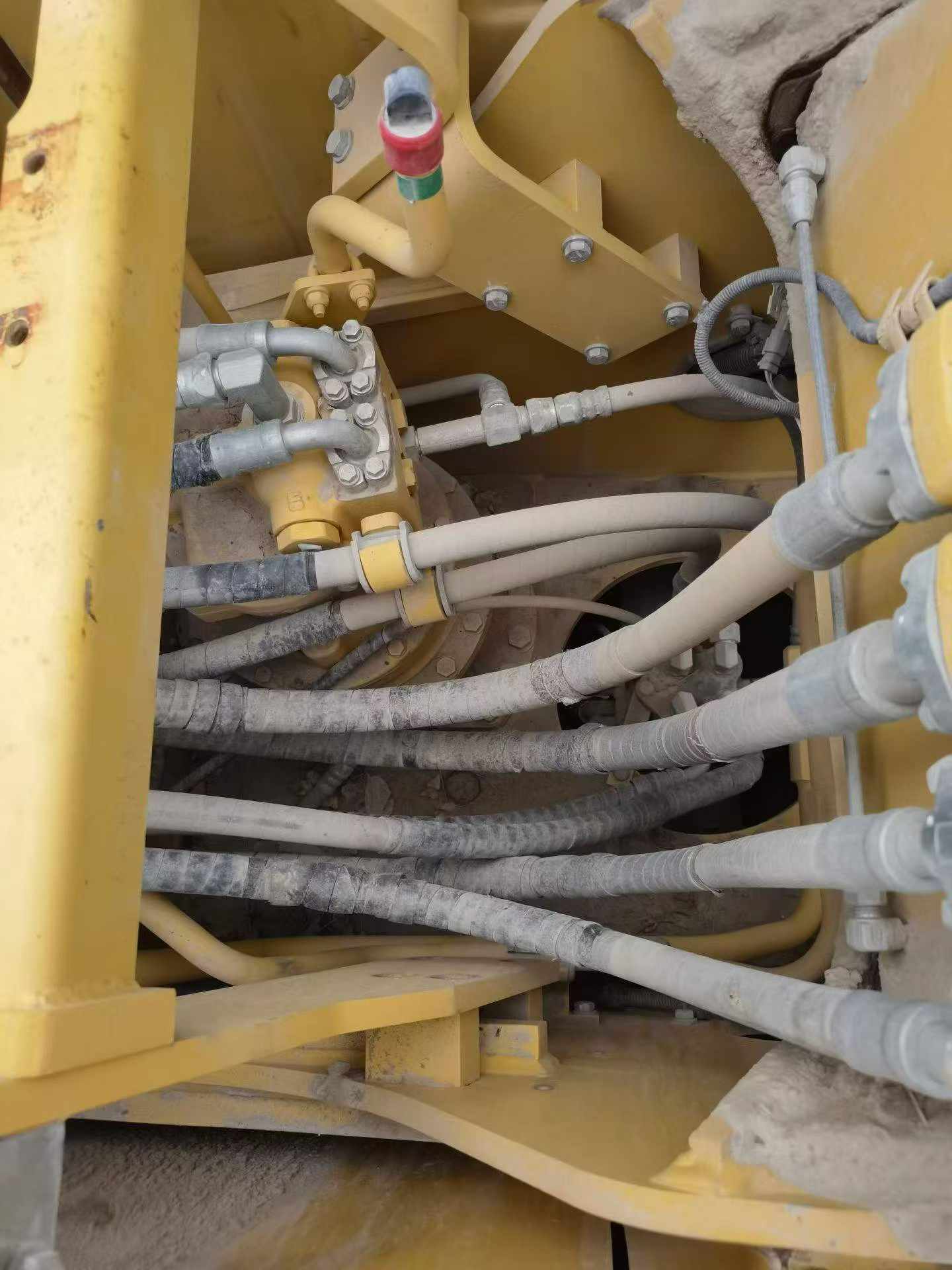 Buy Komatsu PC200-8 Used Excavator / 8