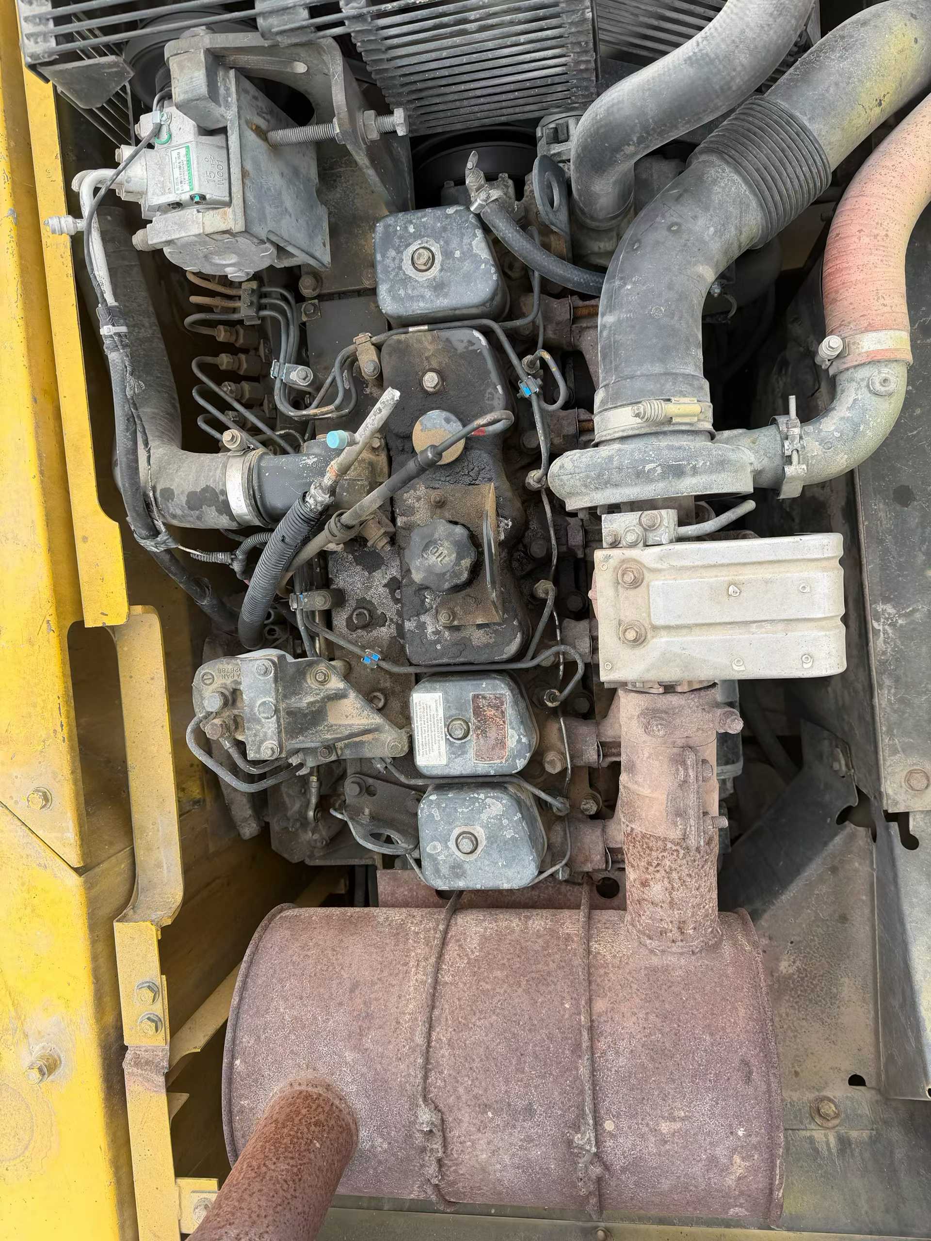 Buy Komatsu PC200-7 Used Excavator / 6