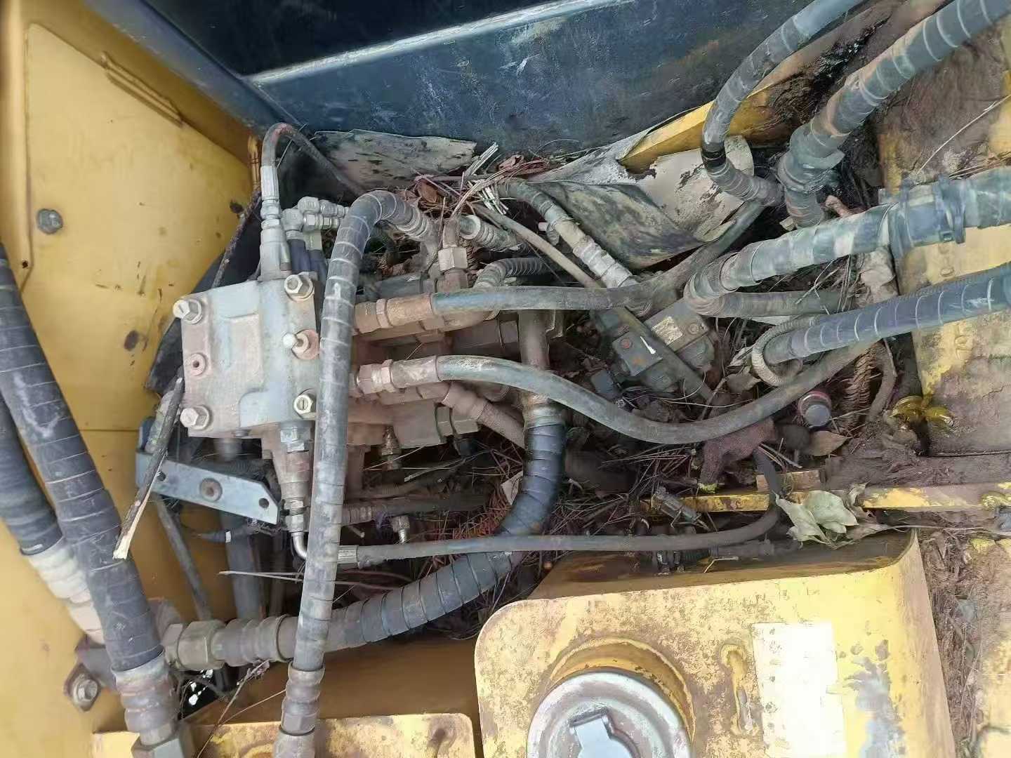 Buy Komatsu PC60-8 Used Excavator / 5