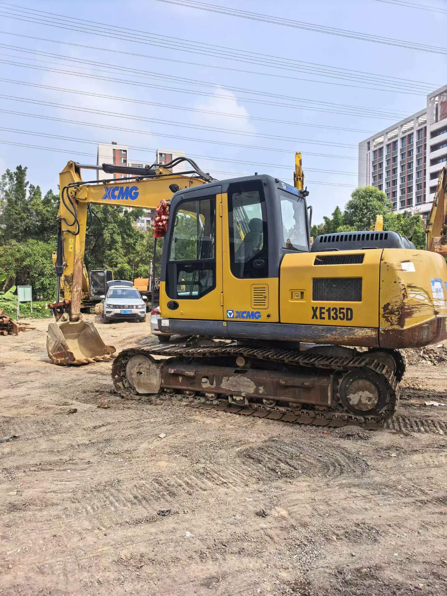 Buy XCMG XE135B Used Excavator / 2
