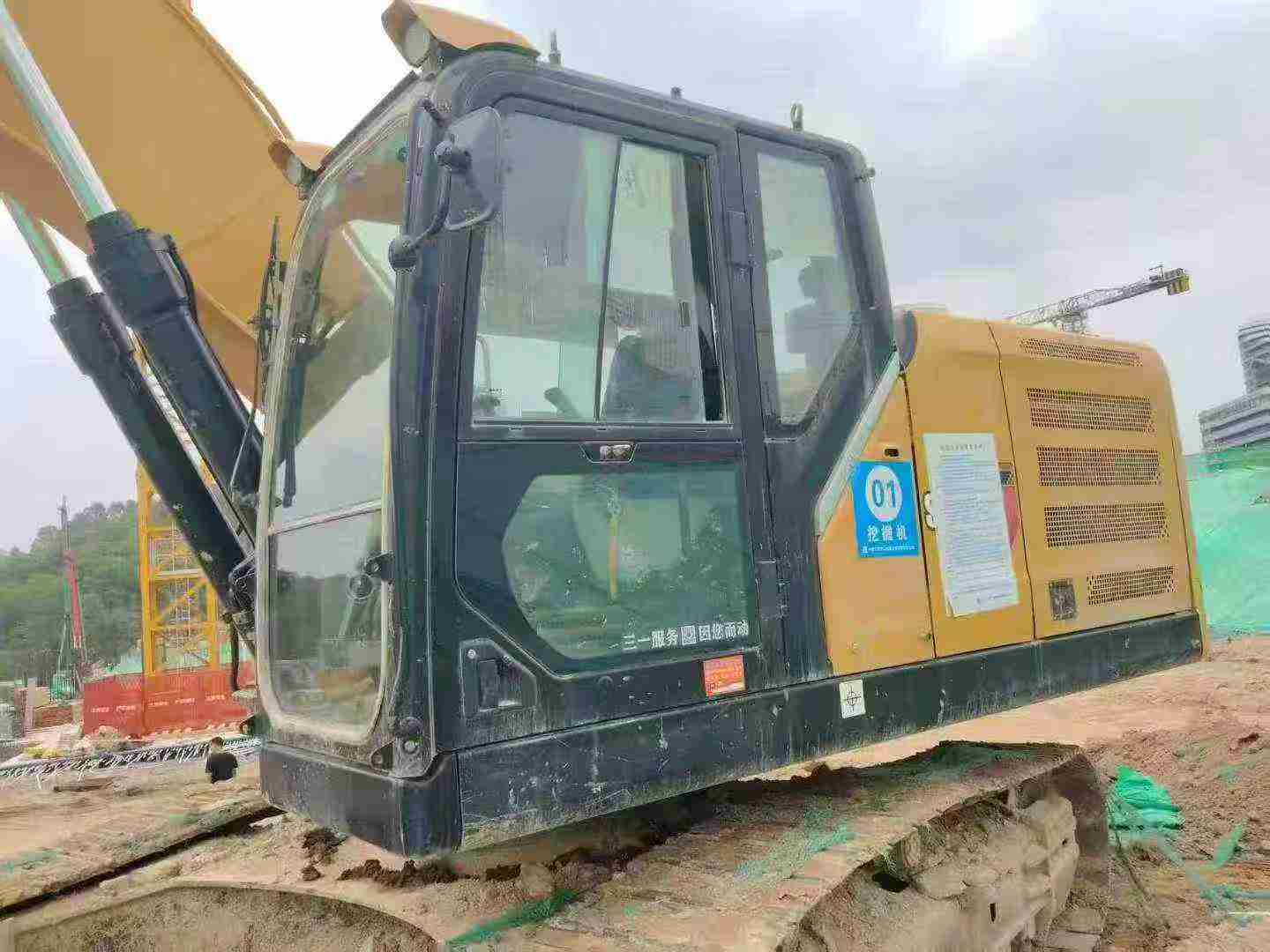 Buy Sany SY245H Used Excavator / 2