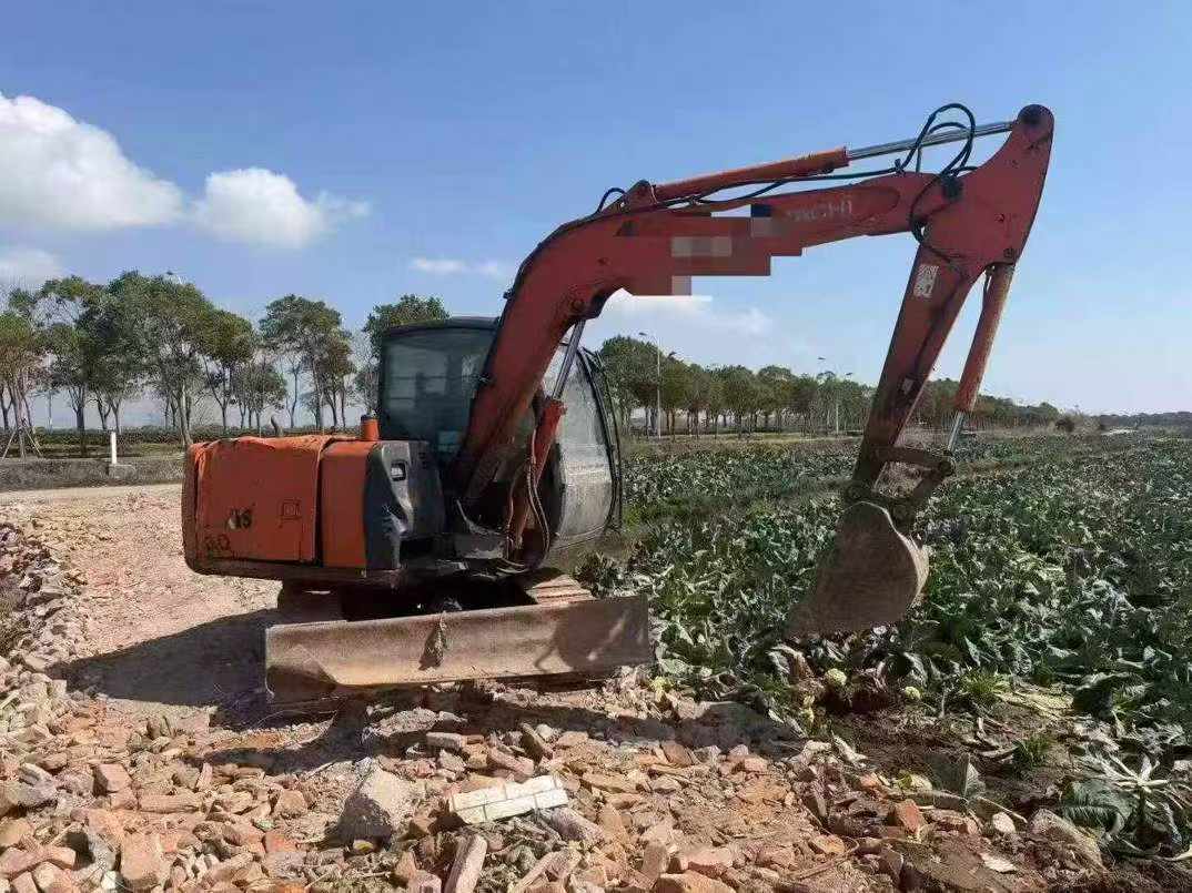 Buy Hitachi EX60-5 Used Excavator / 5