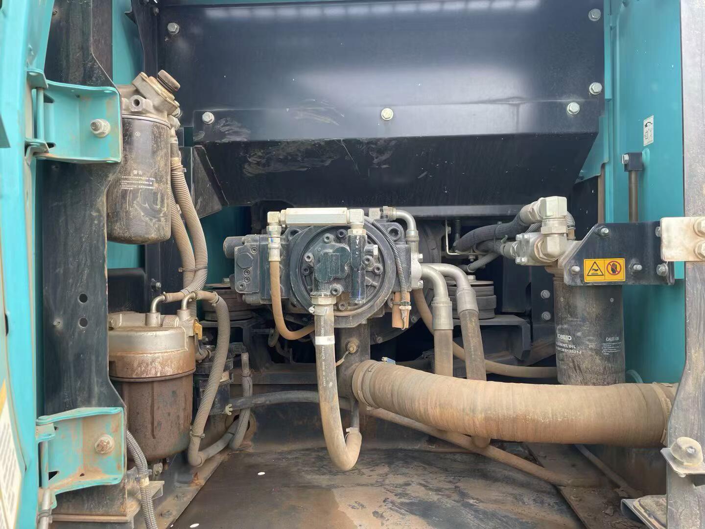 Buy Kobelco SK200-10 Used Excavator / 4