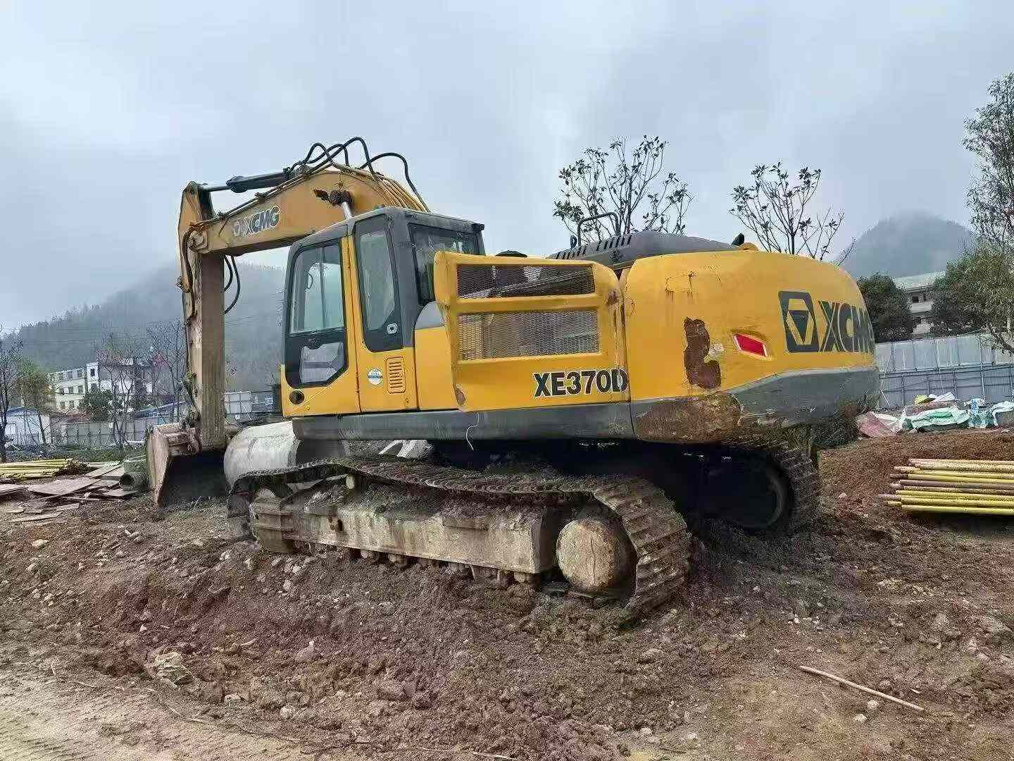 Buy XCMG XE305D Used Excavator / 4