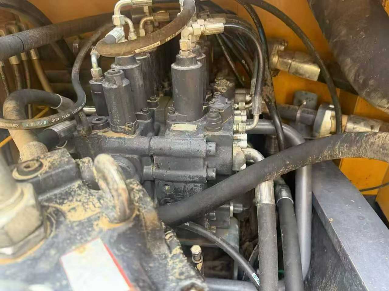 Buy XCMG XE200 Used Excavator / 5