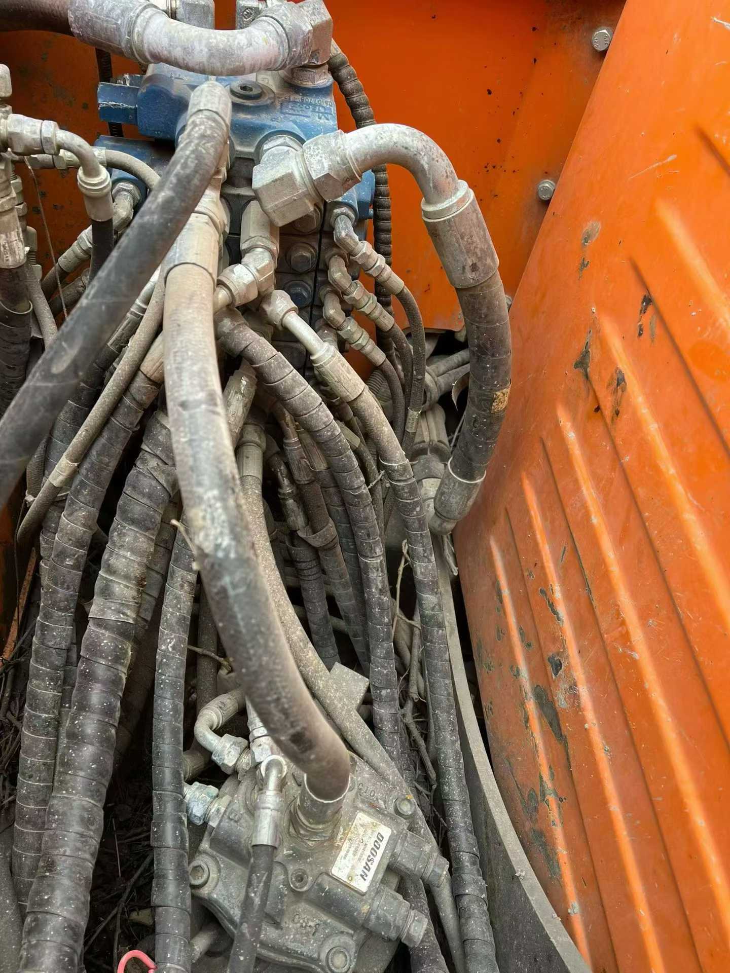 Buy Doosan DX75-9C Used Excavator / 5