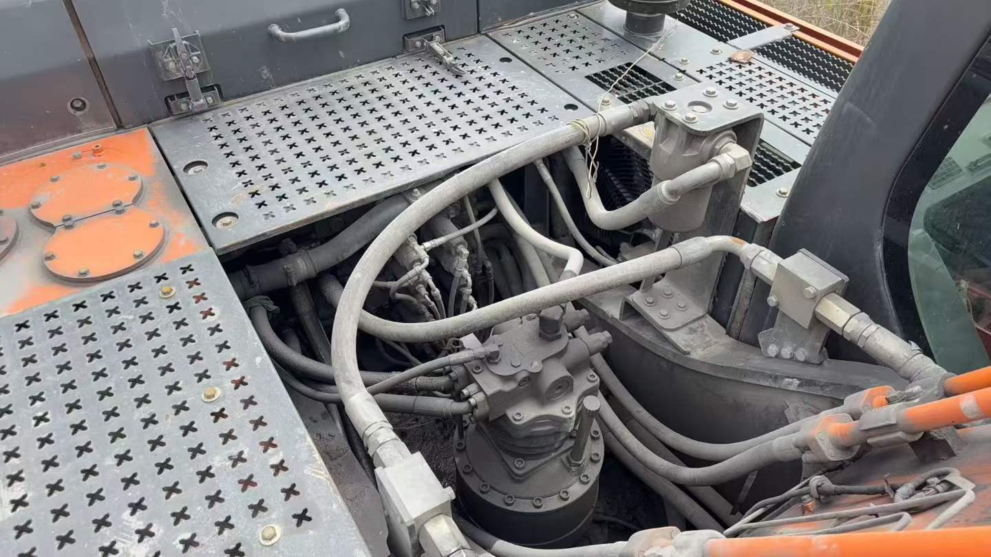 Buy Doosan DX380 Used Excavator / 3