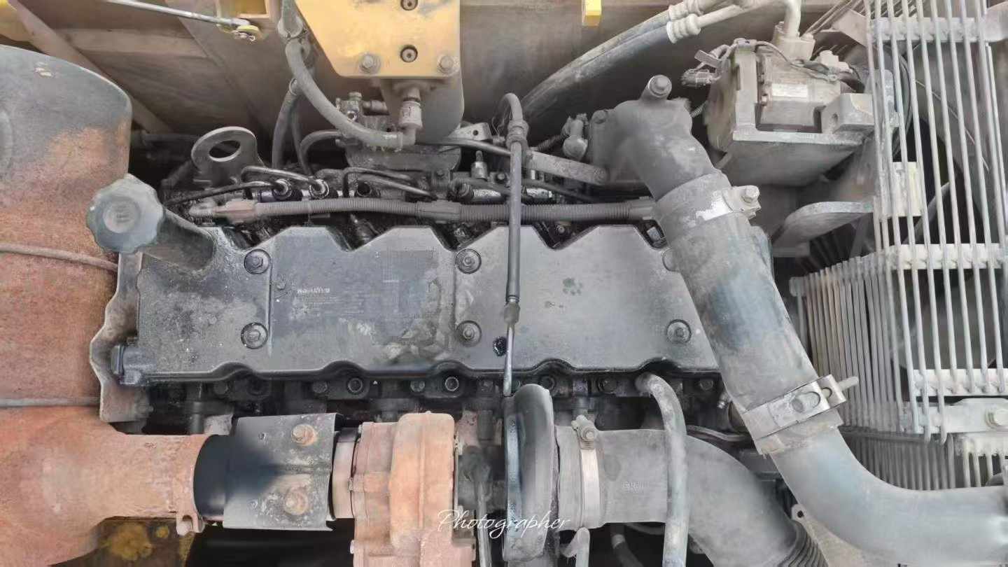 Buy Komatsu PC200-8 Used Excavator / 5