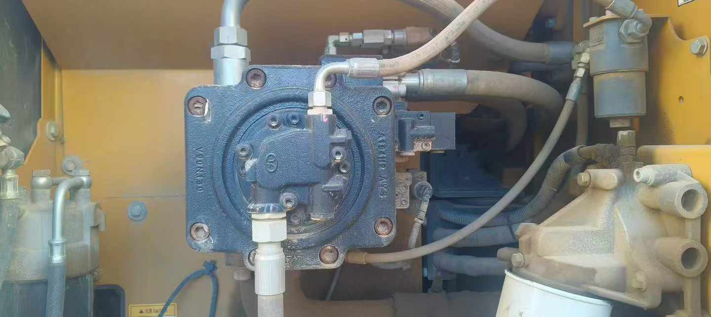 Buy Sany SY205C Used Excavator / 2