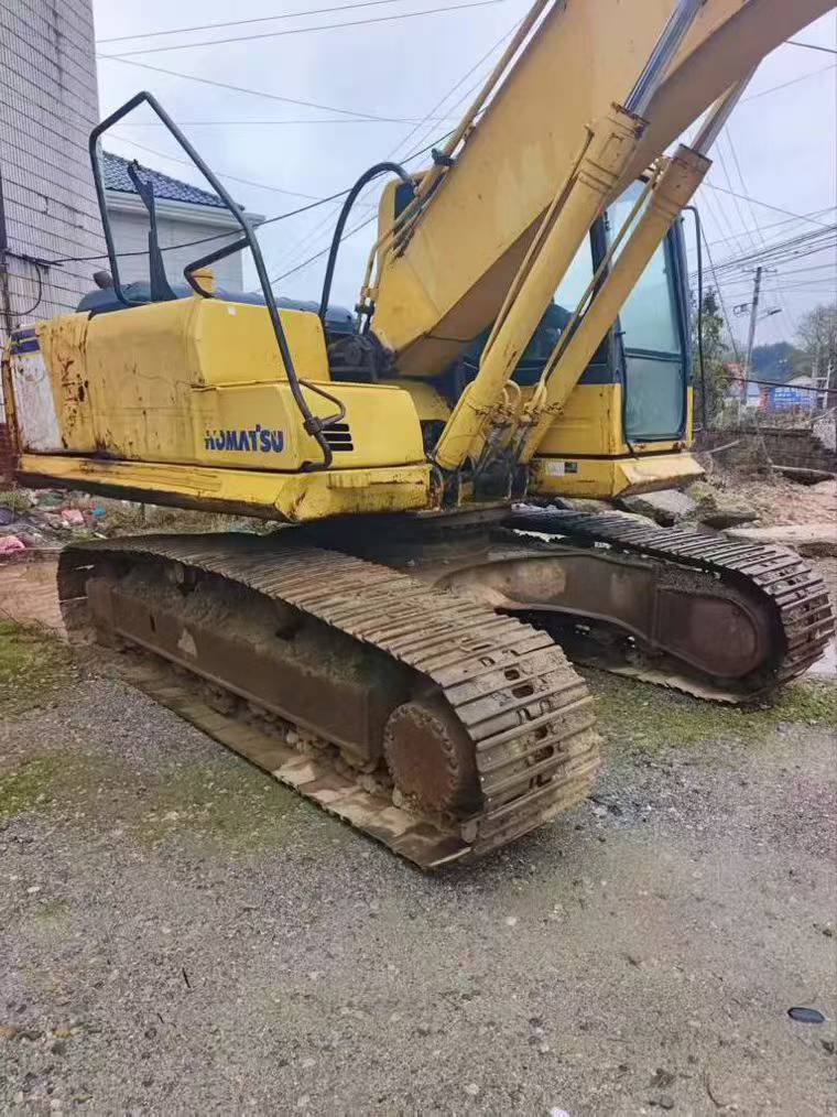 Buy Komatsu PC200 Used Excavator / 2