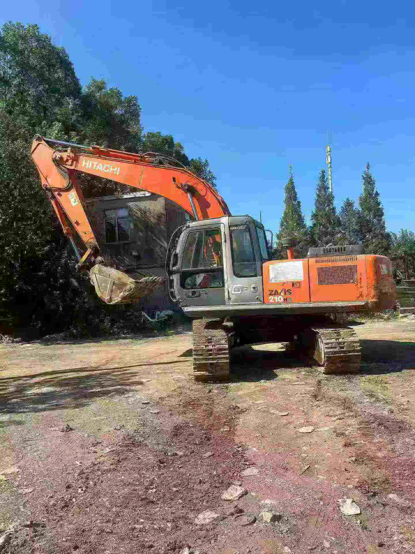 Buy Hitachi EX200 Used Excavator / 3