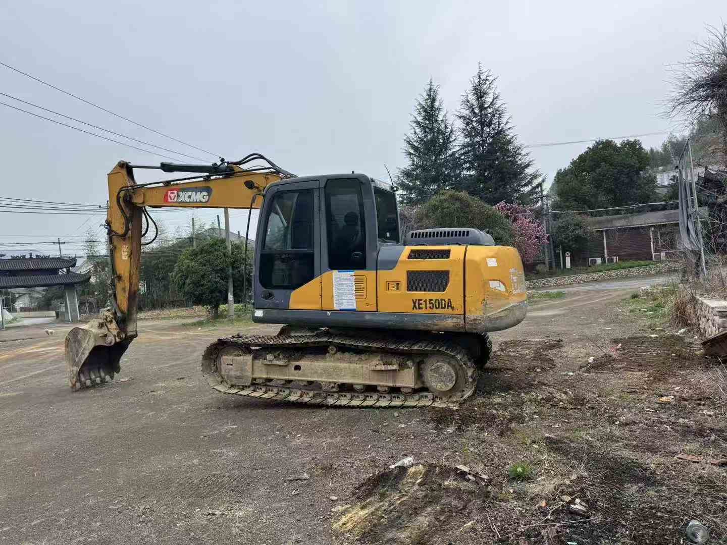 Buy XCMG XE135B Used Excavator / 4