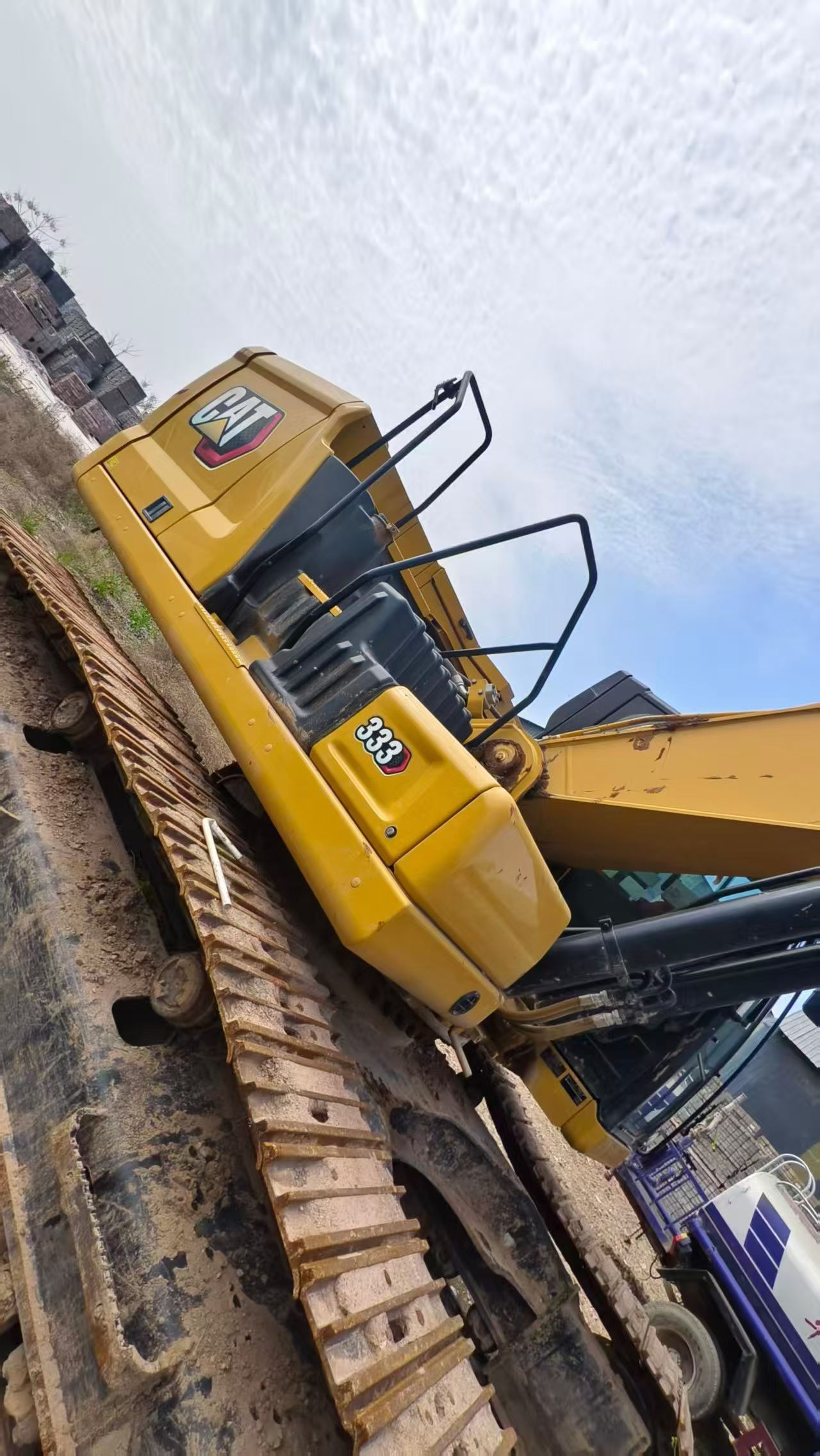 Buy Caterpillar CAT333  Used Excavator / 4