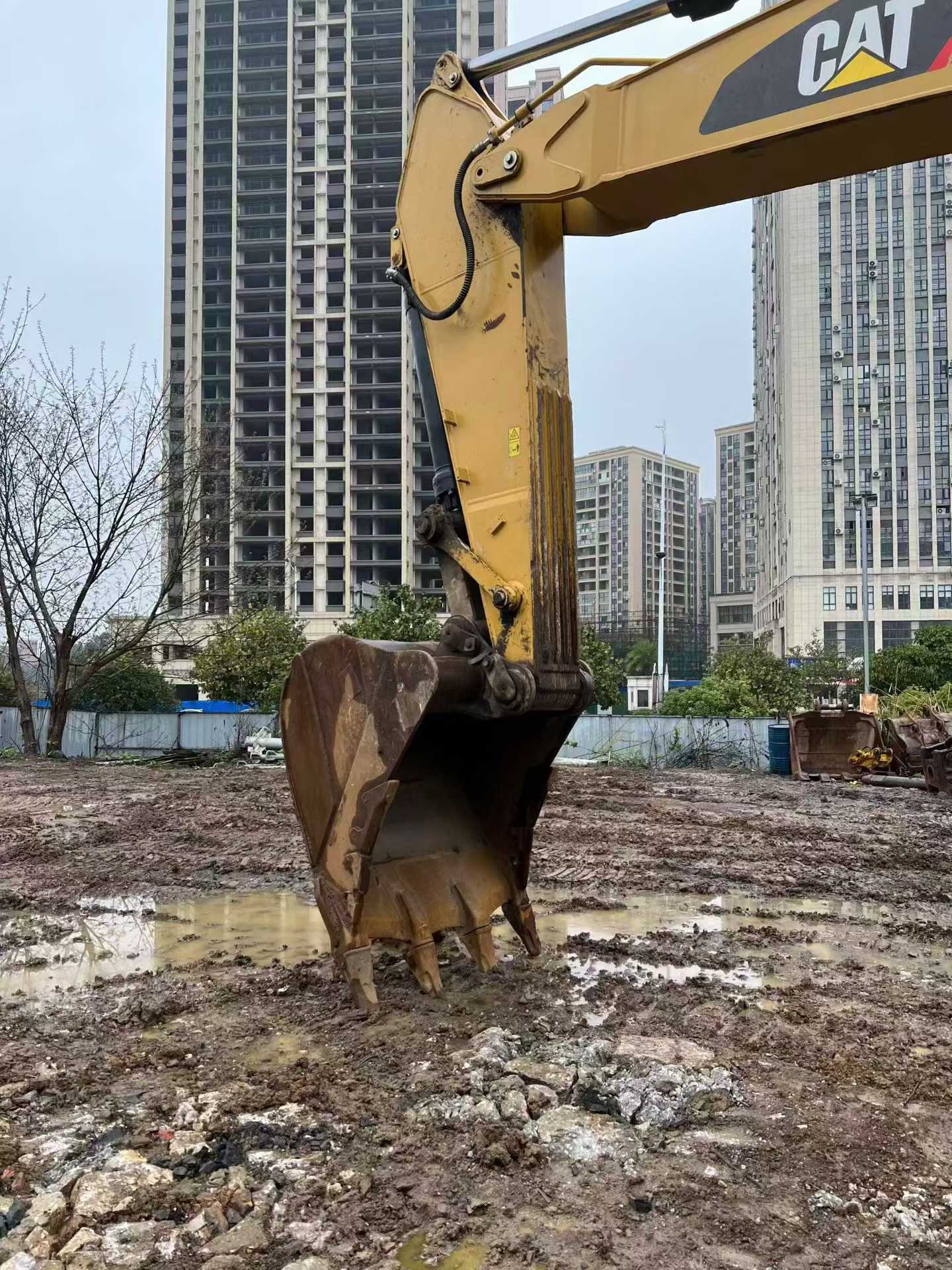 Buy Caterpillar 336E Used Excavator / 4