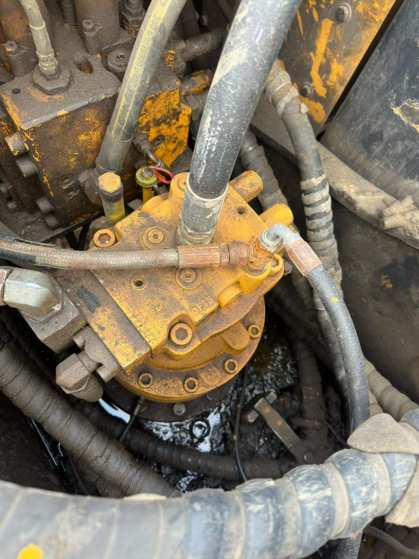 Buy Hyundai R225-7 Used Excavator / 7