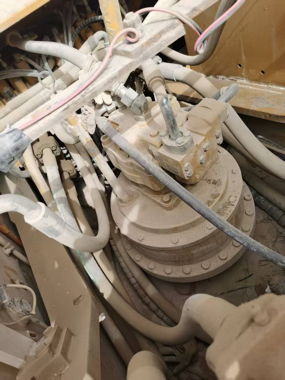 Buy Caterpillar 340D2L Used Excavator / 2