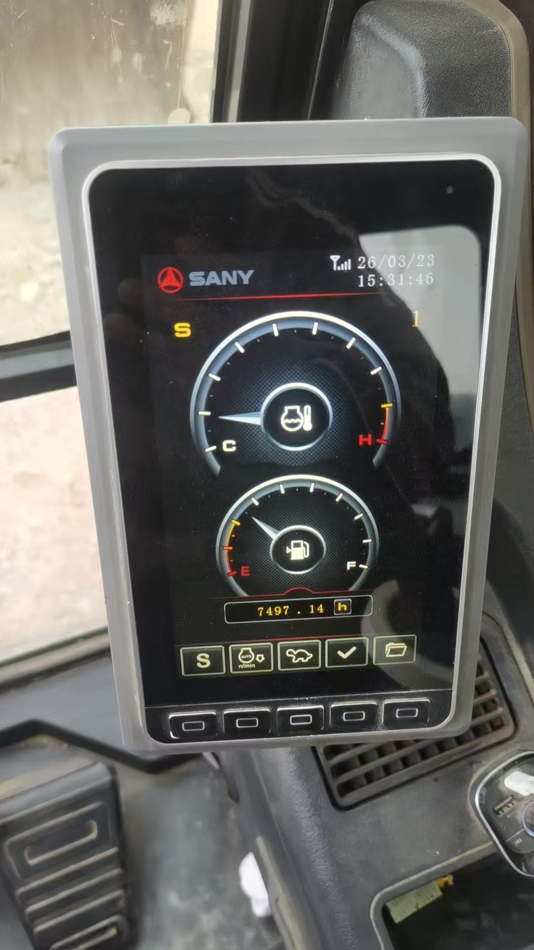 Buy Sany SY200C-S Used Excavator / 5