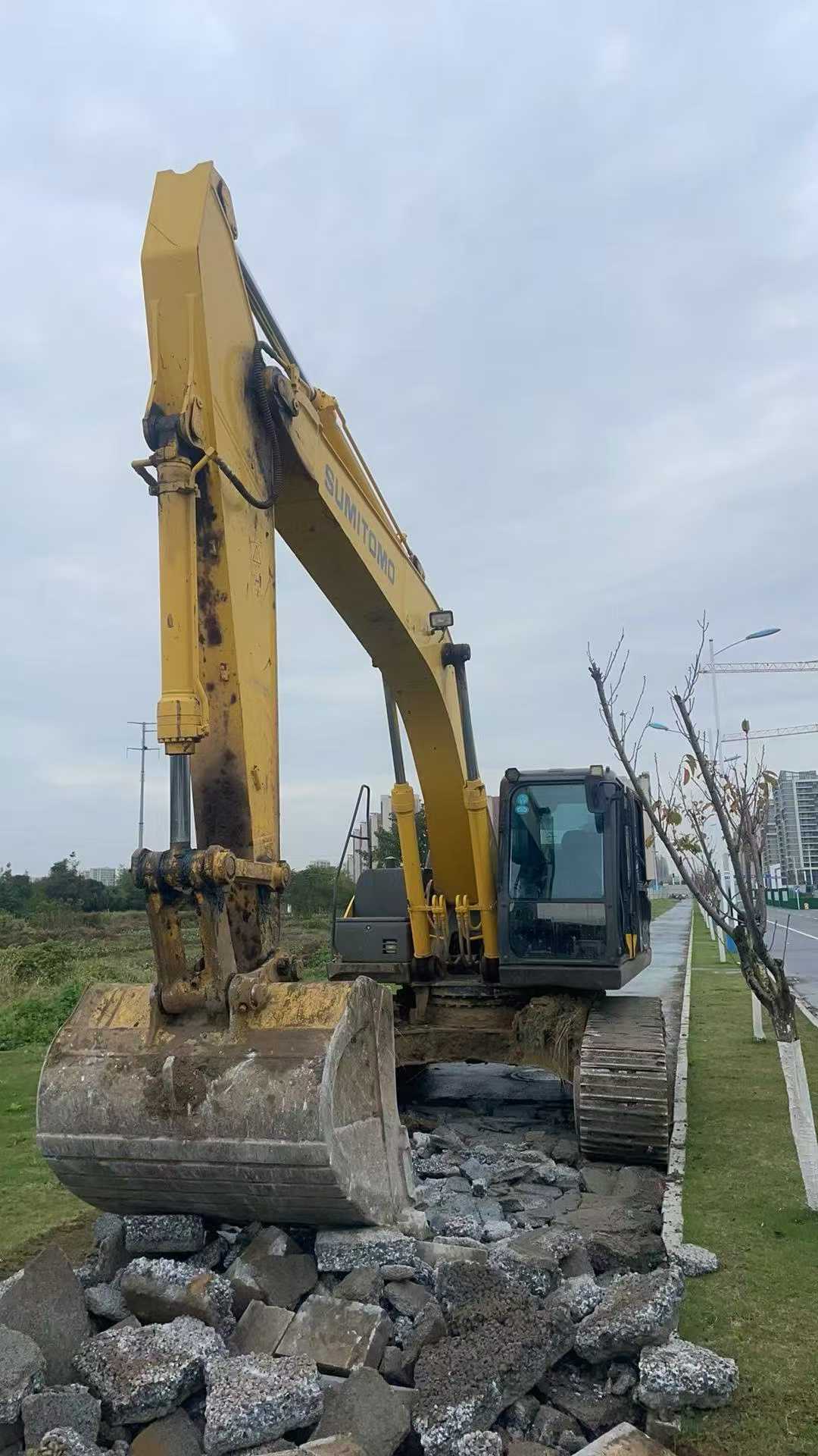 Buy Sumitomo S260 Used Excavator / 5