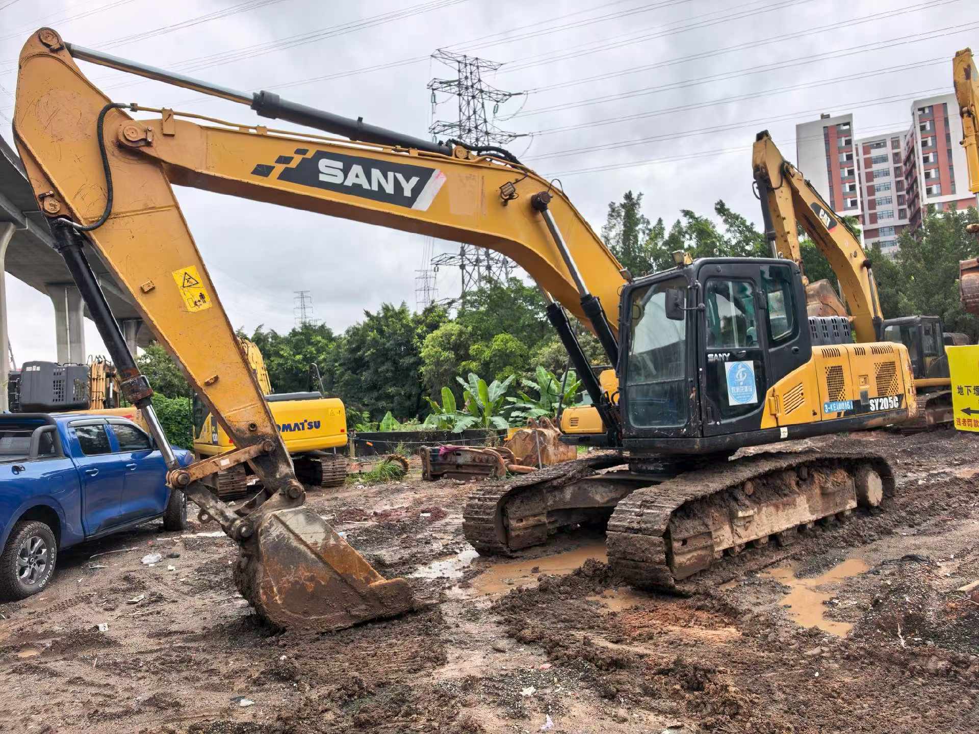 Buy Sany SY205C Used Excavator / 4