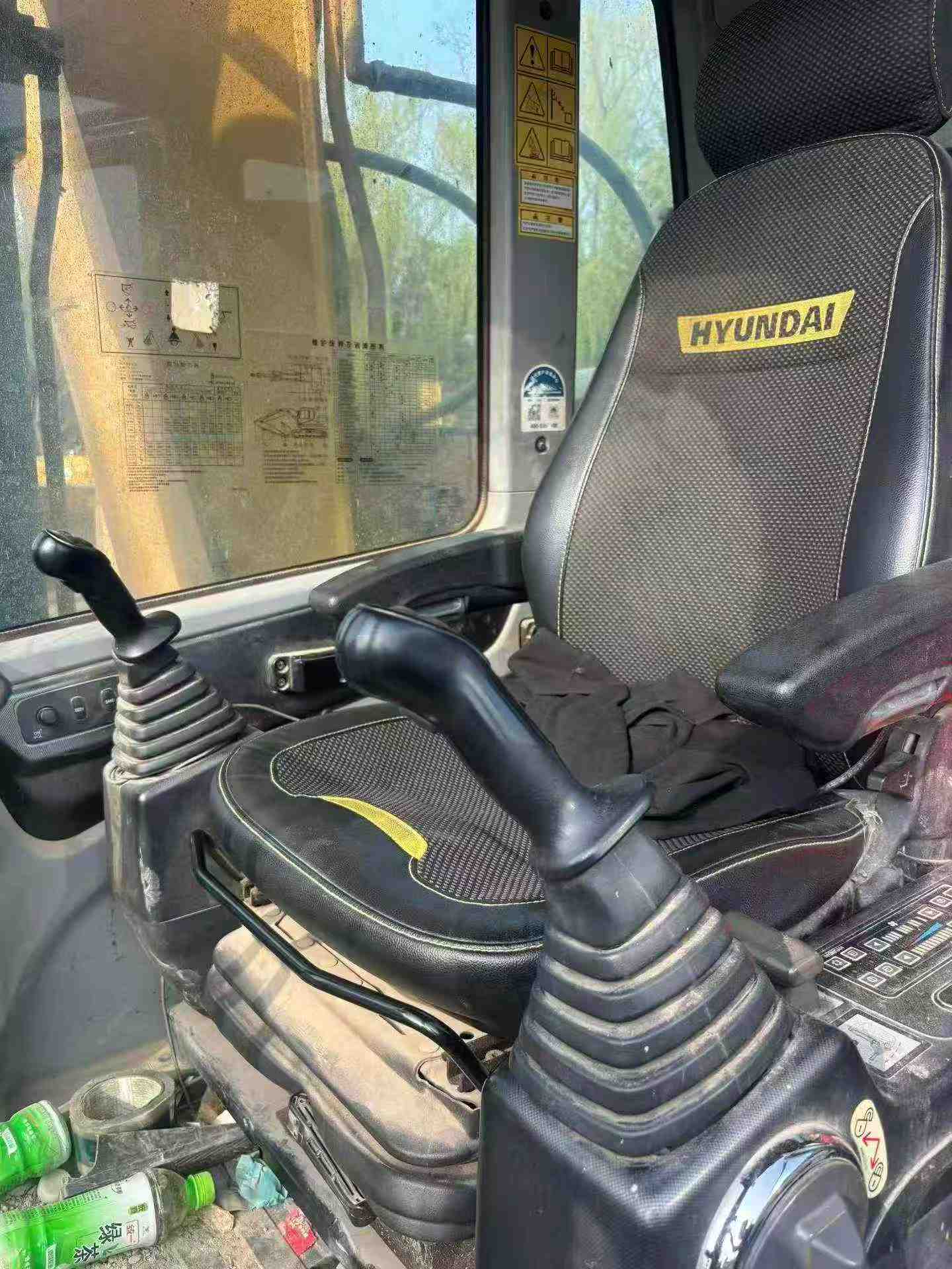 Buy Hyundai R130VS Used Excavator / 8