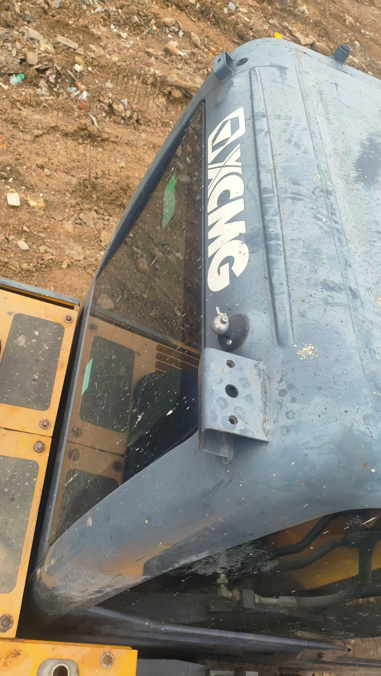 Buy XCMG XE135B Used Excavator / 9