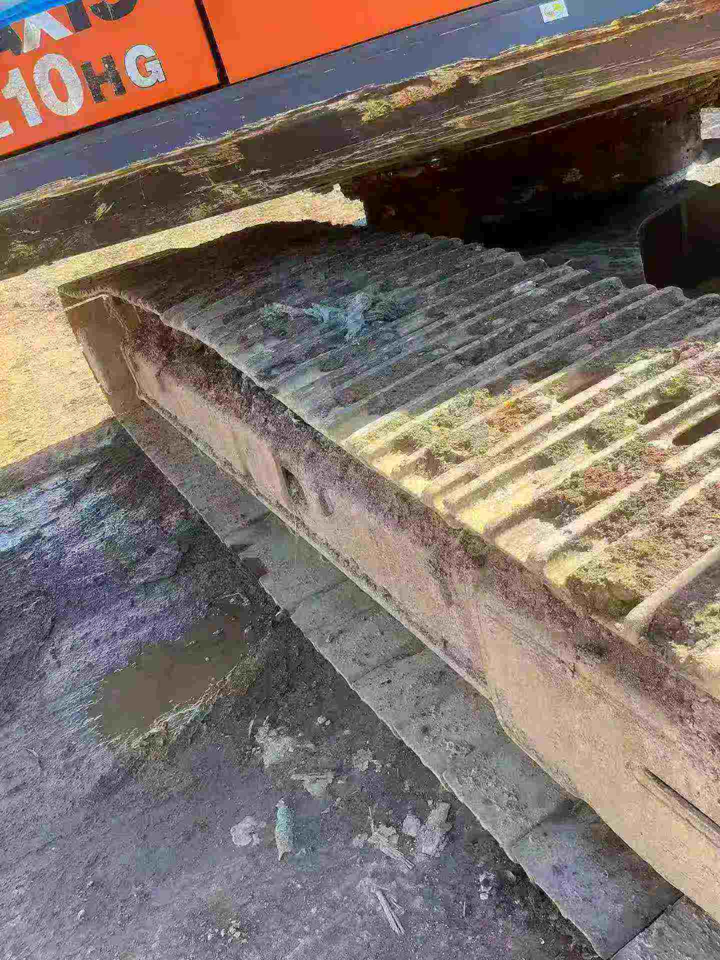 Buy Hitachi EX200 Used Excavator / 9