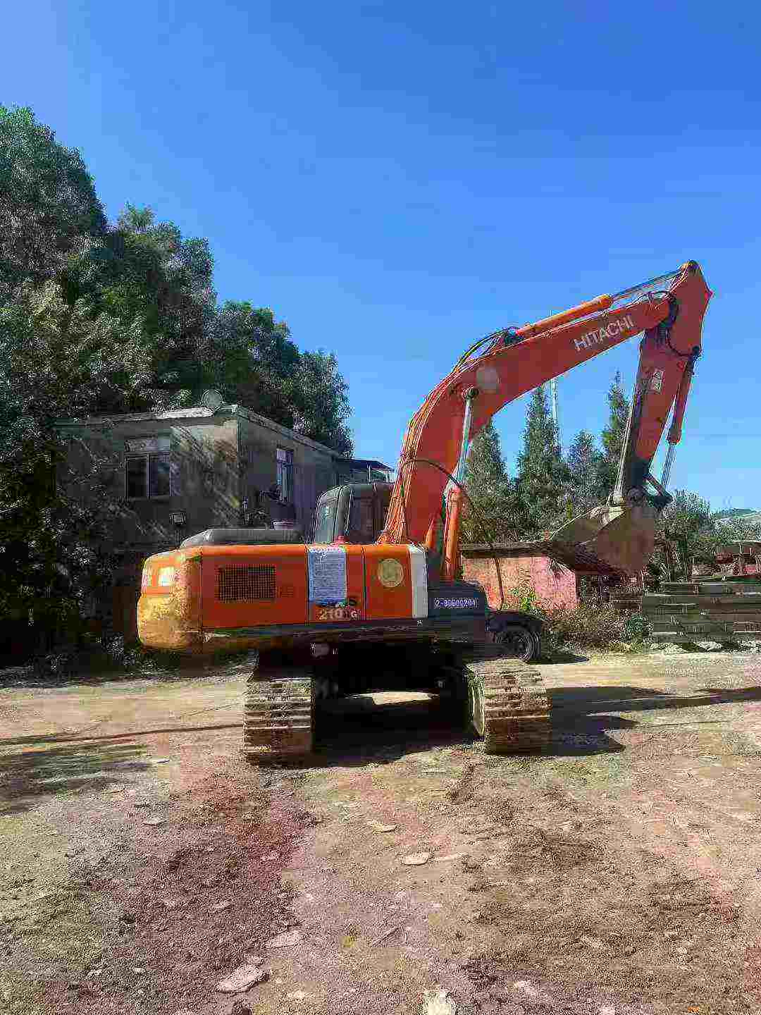 Buy Hitachi EX200 Used Excavator / 4