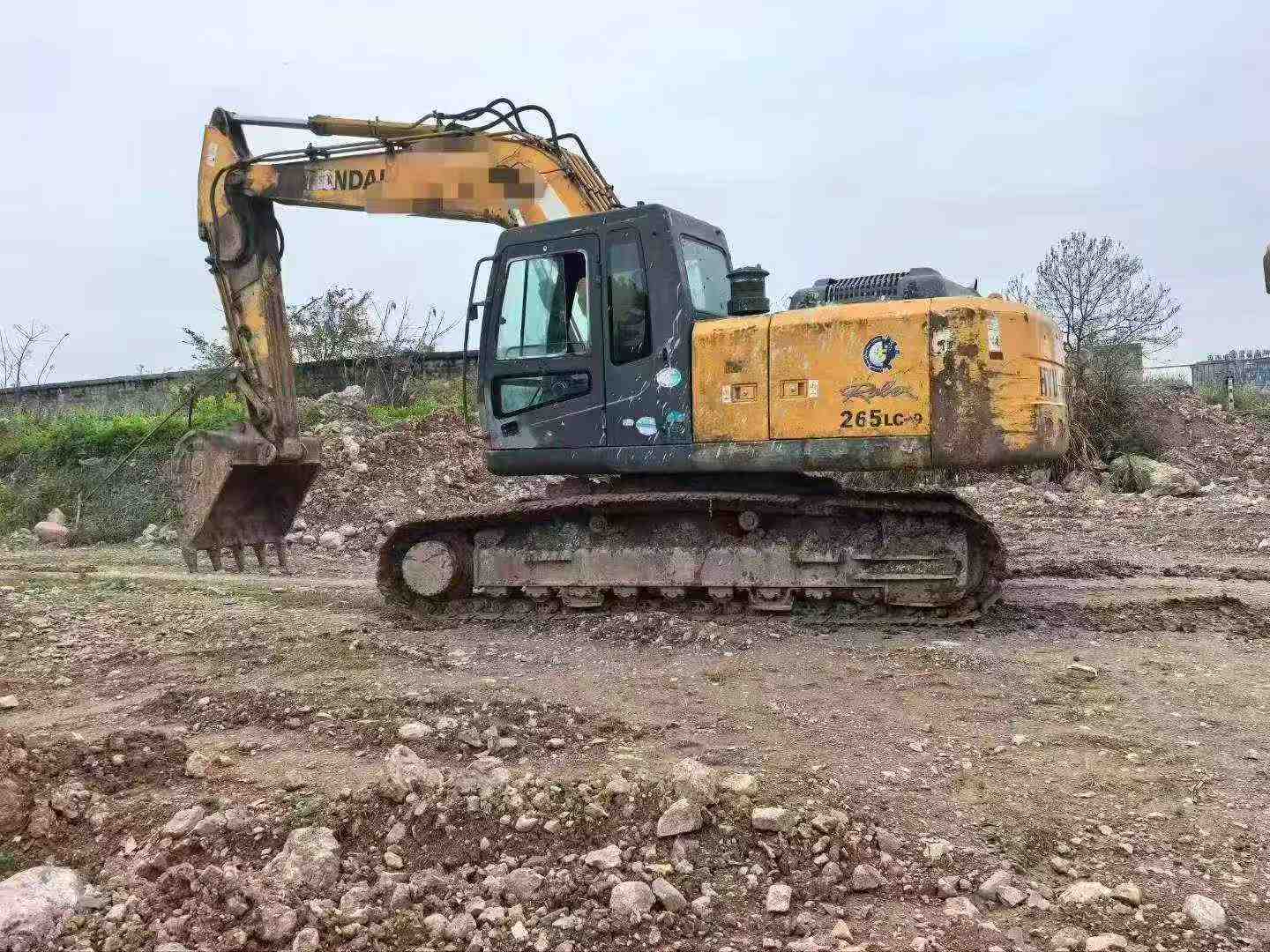 Buy Hyundai R225-7 Used Excavator / 6