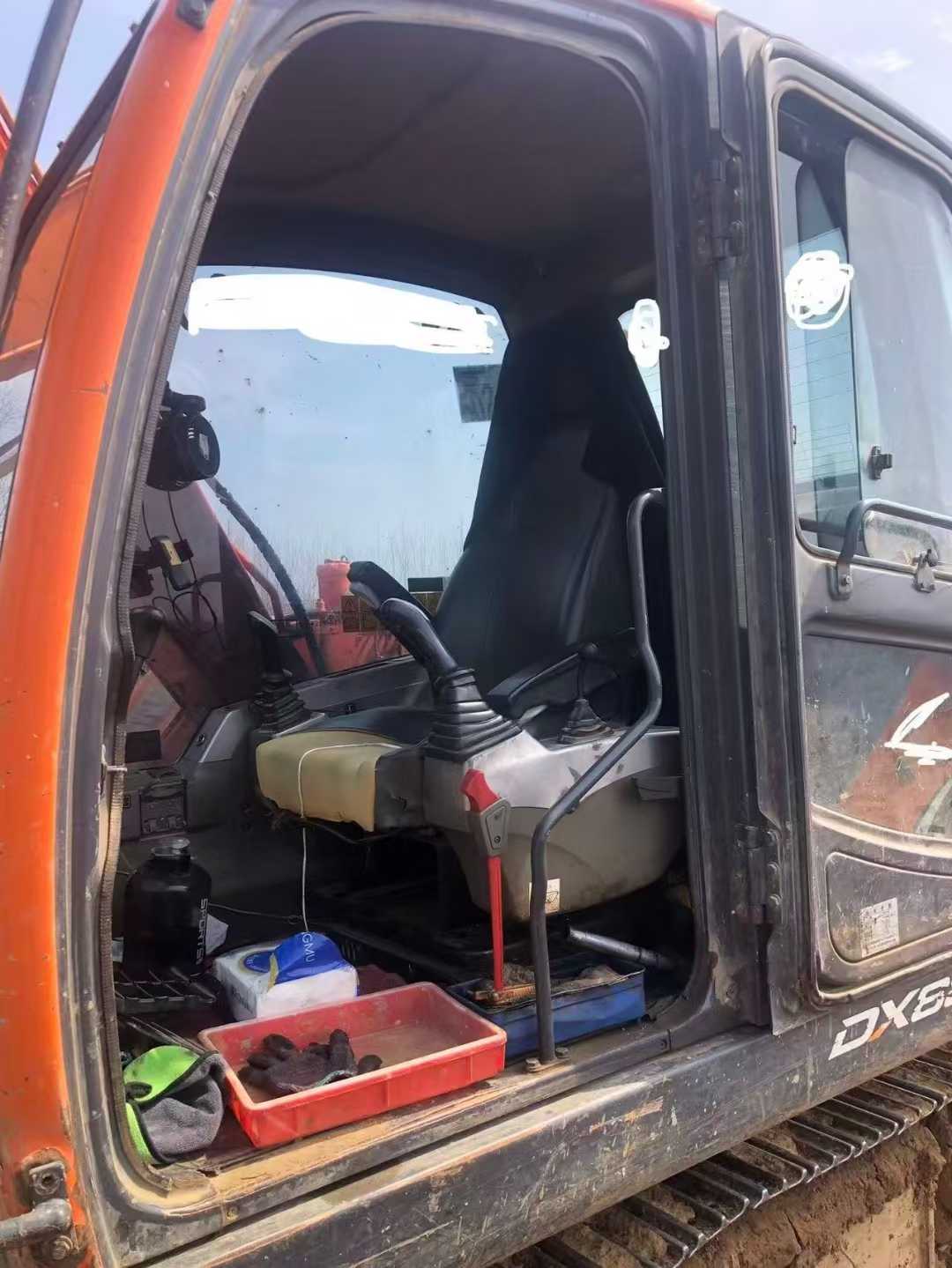 Buy Doosan DX75 Used Excavator / 9