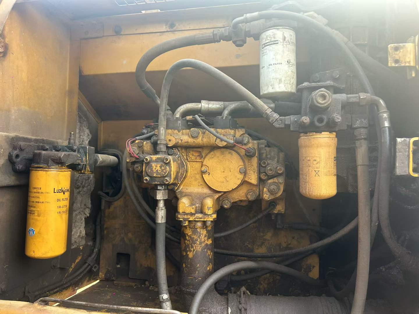 Buy Caterpillar 324D Used Excavator / 5