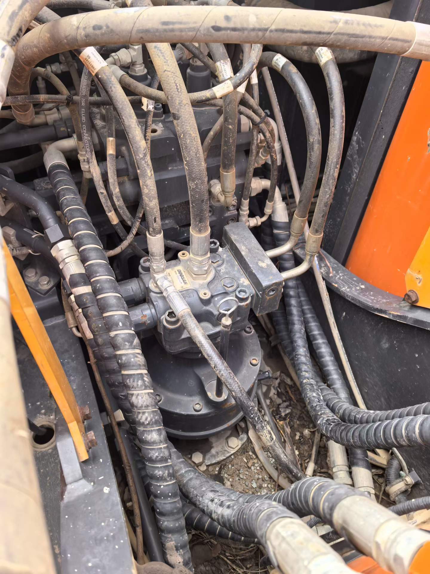 Buy Doosan S130W-3 Used Excavator / 2