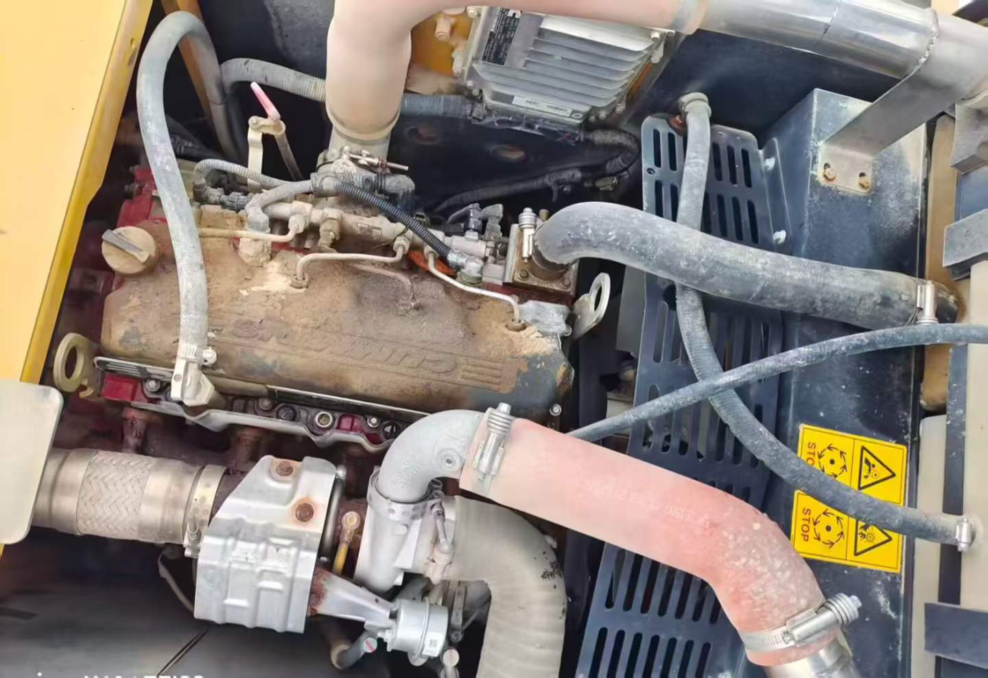 Buy XCMG XE135B Used Excavator / 4