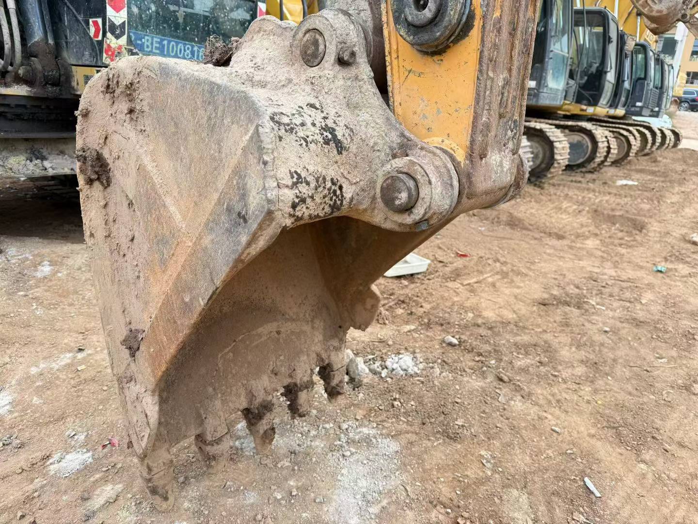 Buy Hyundai R75VS Used Excavator / 5