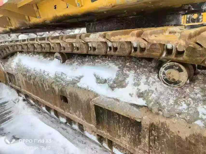 Buy Caterpillar 390DL Used Excavator / 4